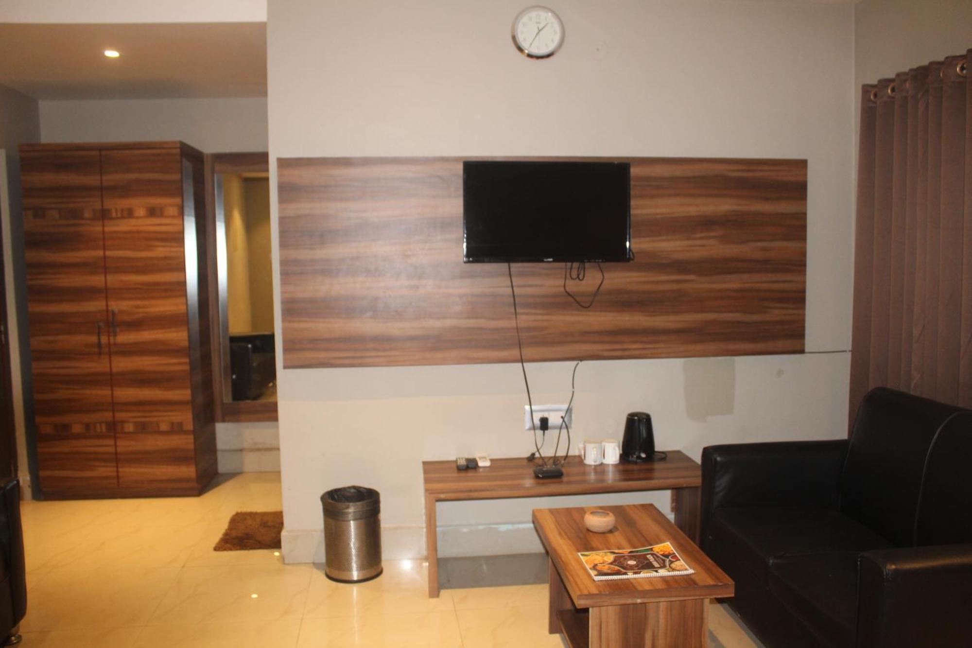 Mukutmanipur Hotel Oishi Plaza מראה חיצוני תמונה