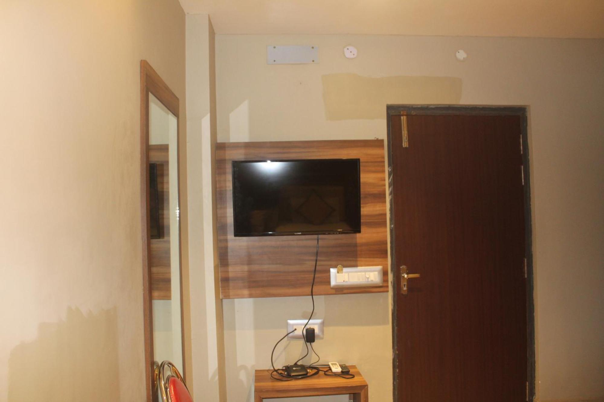 Mukutmanipur Hotel Oishi Plaza מראה חיצוני תמונה