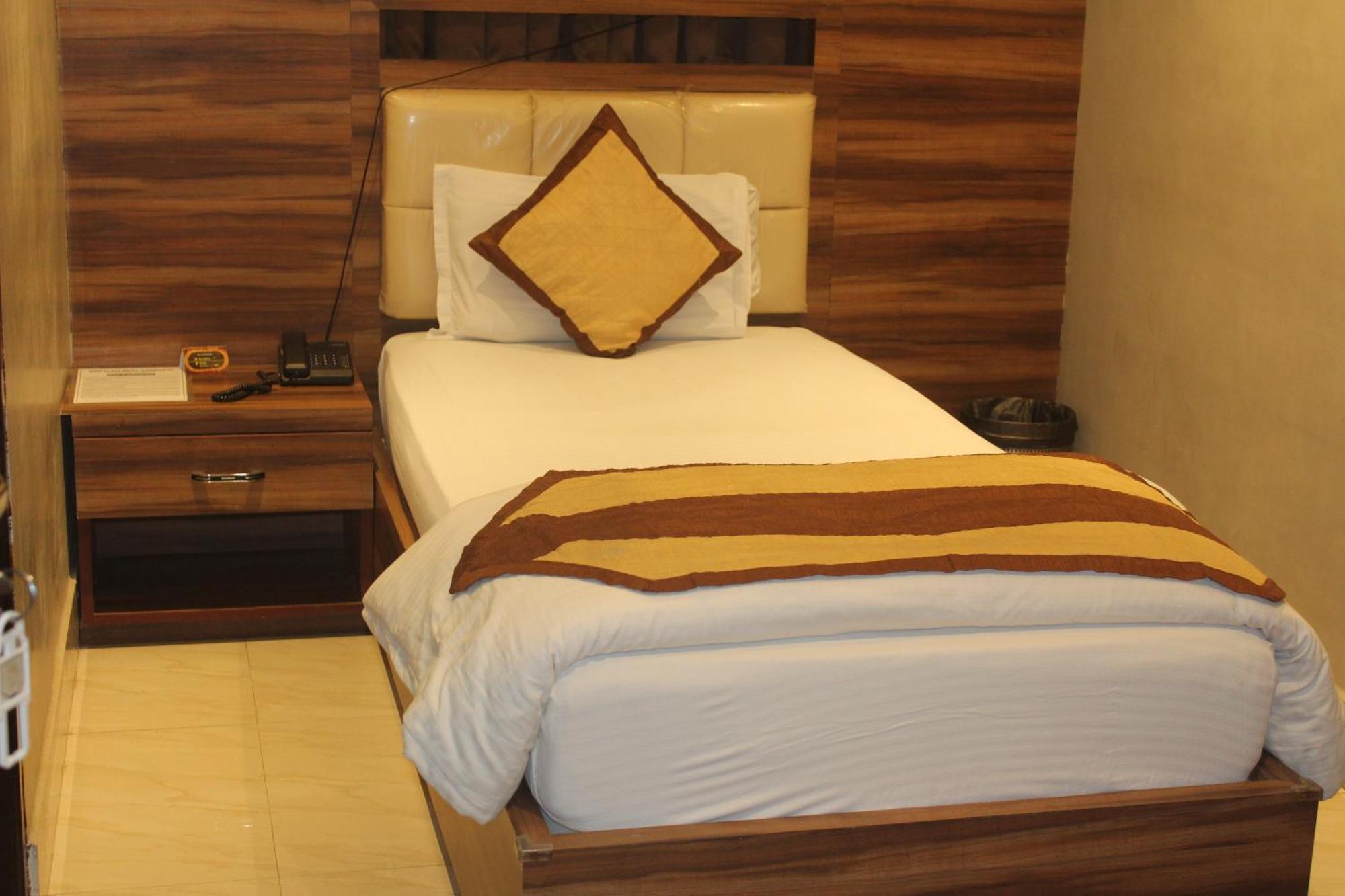 Mukutmanipur Hotel Oishi Plaza מראה חיצוני תמונה