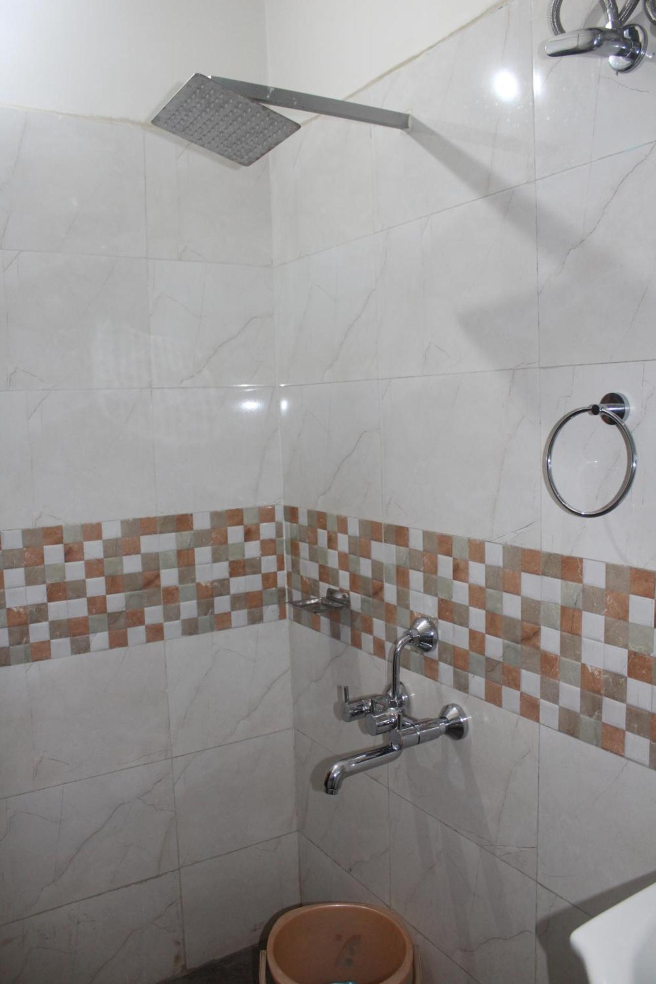 Mukutmanipur Hotel Oishi Plaza מראה חיצוני תמונה