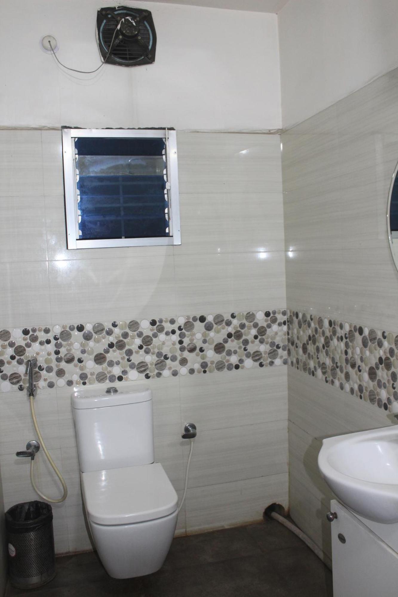 Mukutmanipur Hotel Oishi Plaza מראה חיצוני תמונה