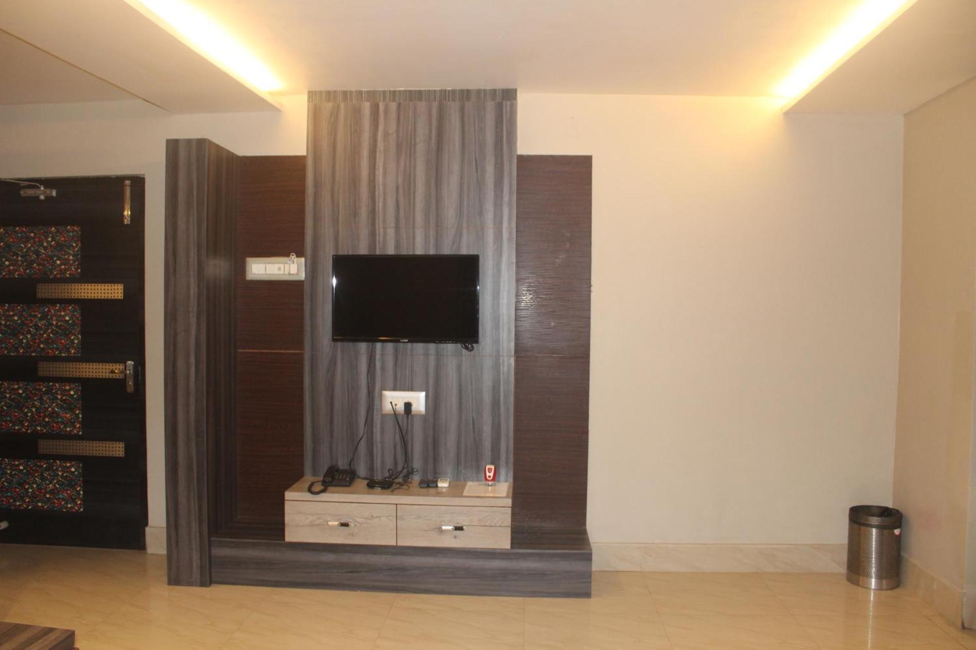 Mukutmanipur Hotel Oishi Plaza מראה חיצוני תמונה