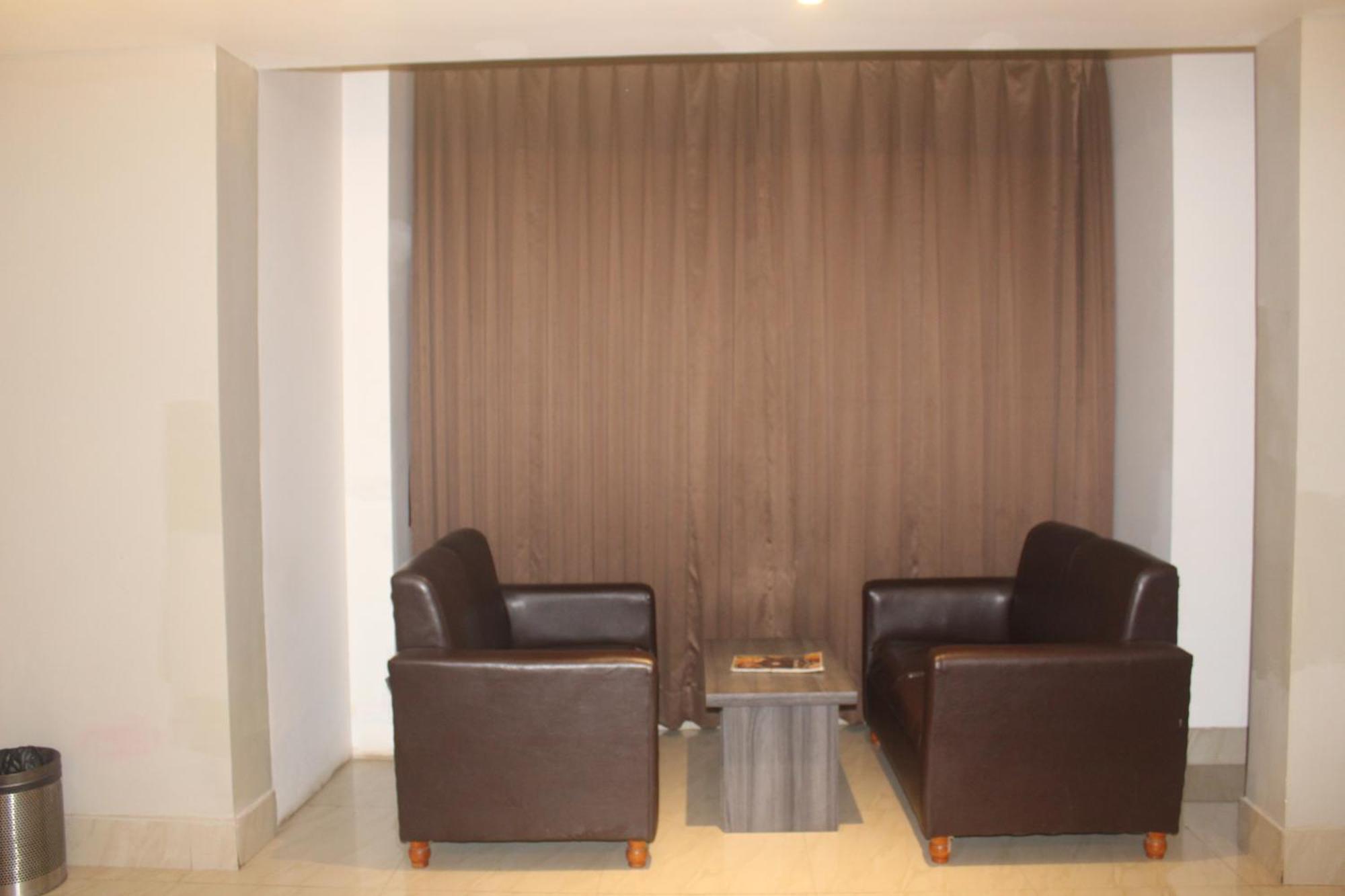 Mukutmanipur Hotel Oishi Plaza מראה חיצוני תמונה